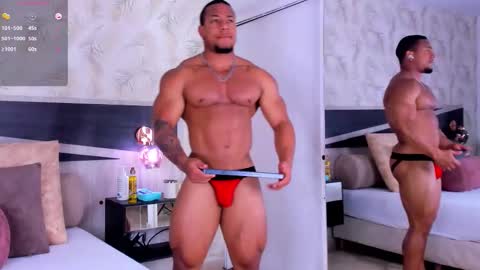 Travis online show from November 4, 9:03 pm