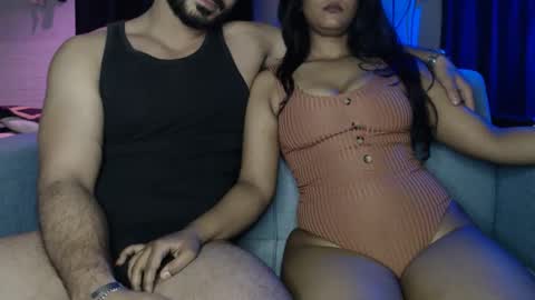 Snapshot of travisandnina chatting on February 23, 5:21 pm travisandnina online show from February 23, 5:21 pm