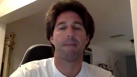 Snapshot of traviskenn chatting on October 31, 11:44 am TravisKenn online show from October 31, 11:44 am