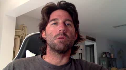 Snapshot of traviskenn chatting on February 18, 12:34 pm TravisKenn online show from February 18, 12:34 pm