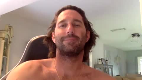 Snapshot of traviskenn chatting on March 24, 6:57 pm TravisKenn online show from March 24, 6:57 pm