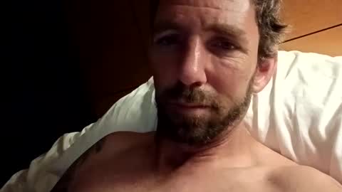 Snapshot of treedude303720 chatting on September 25, 10:19 am treedude303720 online show from September 25, 10:19 am