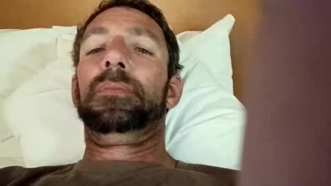 Snapshot of treedude303720 chatting on October 25, 10:48 pm treedude303720 online show from October 25, 10:48 pm