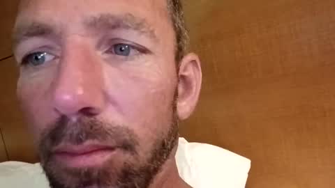 Snapshot of treedude303720 chatting on November 6, 10:32 pm treedude303720 online show from November 6, 10:32 pm