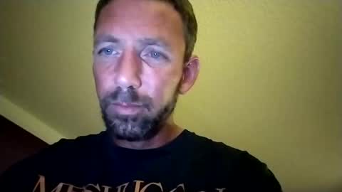 Snapshot of treedude303720 chatting on November 23, 12:54 am treedude303720 online show from November 23, 12:54 am