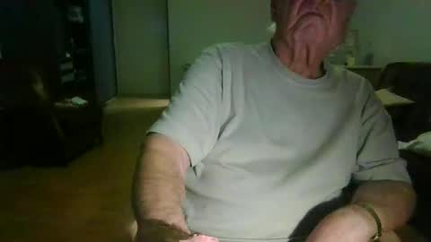 Snapshot of trekbeestje1 chatting on November 29, 5:49 pm trekbeestje online show from November 29, 5:49 pm