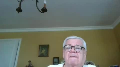 Snapshot of trekbeestje1 chatting on February 13, 9:49 am trekbeestje online show from February 13, 9:49 am