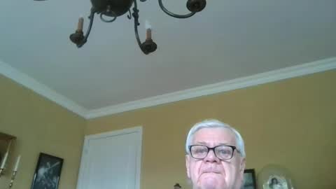 Snapshot of trekbeestje1 chatting on March 10, 9:03 am trekbeestje online show from March 10, 9:03 am