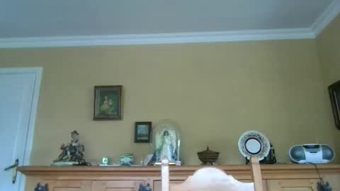 Snapshot of trekbeestje1 chatting on March 17, 8:39 am trekbeestje online show from March 17, 8:39 am