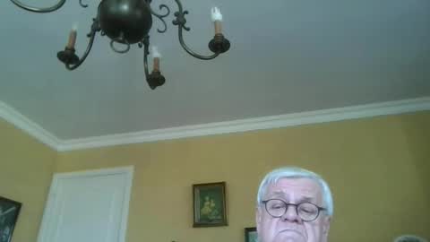 Snapshot of trekbeestje1 chatting on March 21, 4:43 pm trekbeestje online show from March 21, 4:43 pm