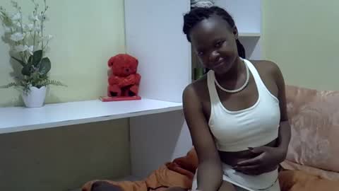 Snapshot of trendybooty chatting on October 27, 6:39 am tendybooty online show from October 27, 6:39 am