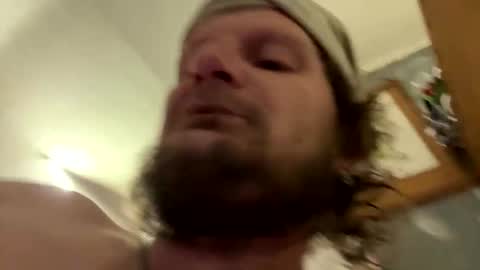 Snapshot of trentlovesitintheass chatting on December 17, 12:44 pm trentlovesitintheass online show from December 17, 12:44 pm