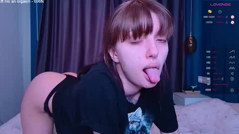 Karolina online show from May 25, 3:07 pm