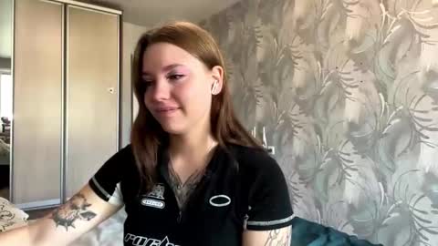 Mary May online show from September 11, 11:10 am