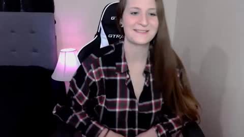 tressabelle online show from November 25, 2:39 pm