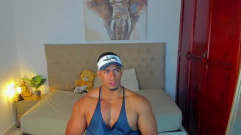 Snapshot of trevor_vinc chatting on September 25, 12:31 pm trevor online show from September 25, 12:31 pm