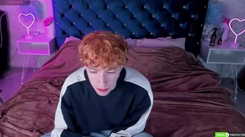 Snapshot of trevorbenson chatting on October 1, 2:12 pm TrevorBenson online show from October 1, 2:12 pm