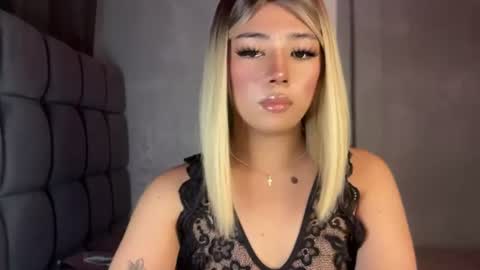 Snapshot of trexie_fucks15 chatting on July 28, 9:26 am trexie_fucks15 online show from July 28, 9:26 am