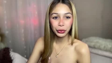 Triana online show from March 10, 9:07 pm