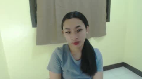 tricia_slut online show from March 7, 9:40 am