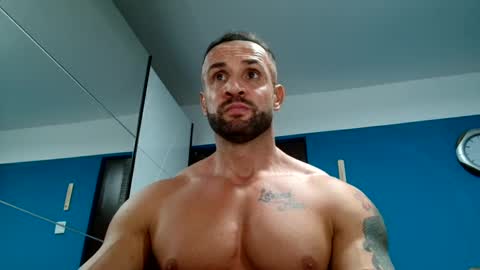 tridentmuscles online show from December 16, 10:13 pm