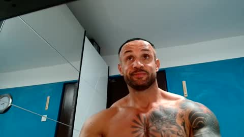 tridentmuscles online show from October 7, 12:35 pm