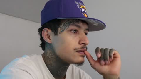 - trieone online show from December 18, 3:00 pm