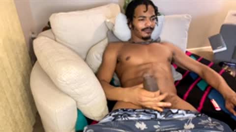 Snapshot of trillahung chatting on February 4, 6:08 am WapBopper online show from February 4, 6:08 am