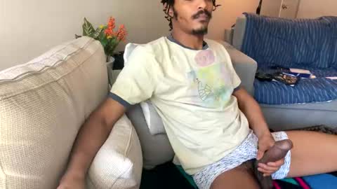 Snapshot of trillahung chatting on February 5, 7:29 pm WapBopper online show from February 5, 7:29 pm