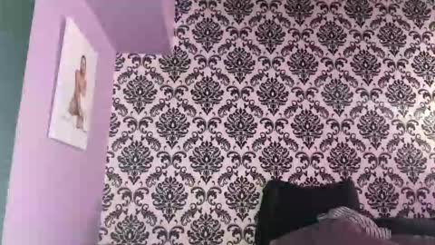 Snapshot of trillahung chatting on February 7, 1:20 am WapBopper online show from February 7, 1:20 am