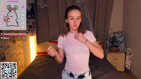 Bubbles online show from November 15, 7:21 pm