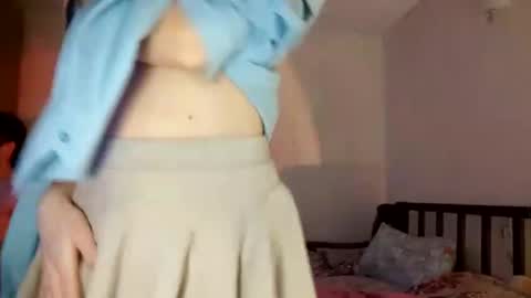 Snapshot of trioa chatting on February 1, 11:16 pm Tony and Kristina wait you everyday start 2230-0000 GMT online show from February 1, 11:16 pm