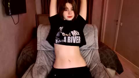 tripleprinces online show from October 19, 4:40 pm