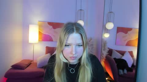 Snapshot of triplesec_ chatting on October 15, 6:35 am Tasya online show from October 15, 6:35 am