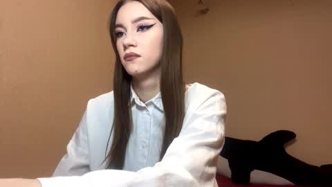 Ur Trisha online show from November 3, 2:07 pm