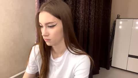 Ur Trisha online show from November 9, 5:44 pm