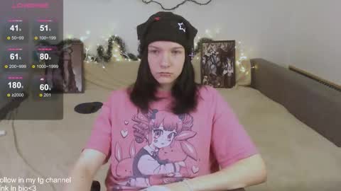 Snapshot of trishxl chatting on February 6, 7:17 pm Max online show from February 6, 7:17 pm