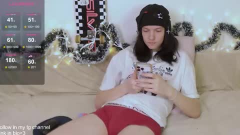 Snapshot of trishxl chatting on February 14, 8:05 pm Max online show from February 14, 8:05 pm