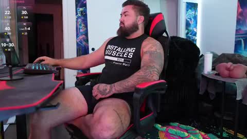 tristanhardwood online show from October 3, 1:57 am