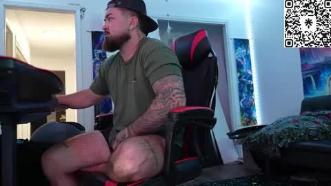 tristanhardwood online show from December 15, 1:10 am