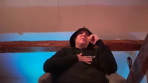 Triton online show from September 24, 4:05 am