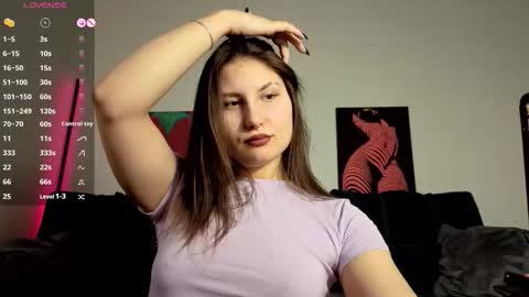 trixibell online show from March 5, 5:03 am