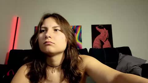 trixibell online show from July 24, 5:05 am