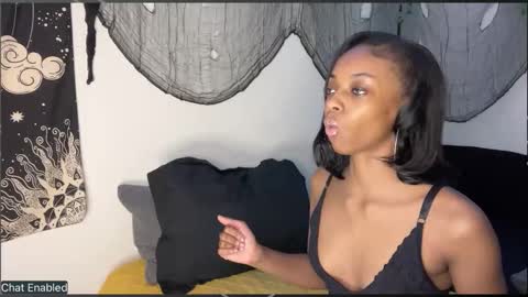 trixie_luv online show from January 12, 3:28 pm