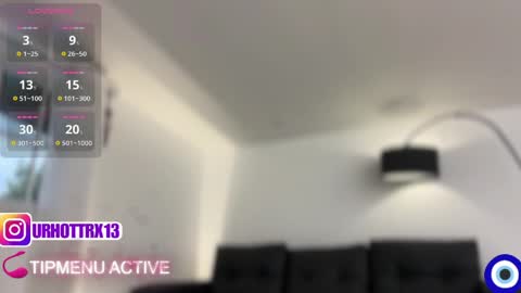 Snapshot of trixieemerald chatting on April 30, 11:42 pm trixieemerald online show from April 30, 11:42 pm