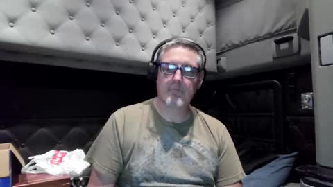 TiggerLover73 online show from September 30, 1:21 am