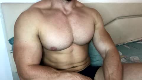 Troncq online show from October 2, 1:07 pm