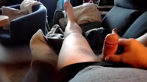 tronuadu online show from December 19, 9:49 am