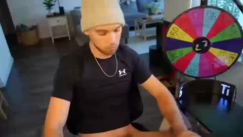 Troy Green online show from October 14, 9:15 pm