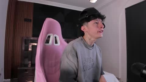 Troy online show from September 12, 7:25 pm